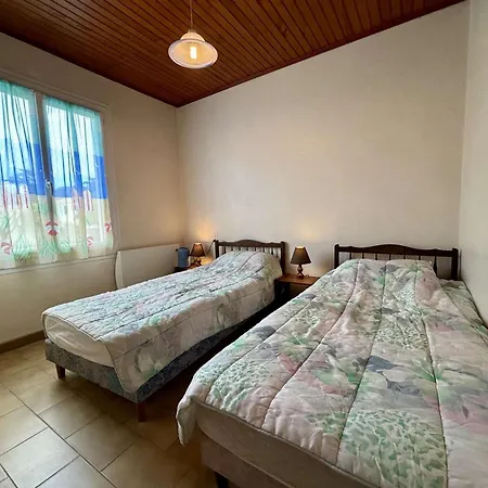 Maison Calme Pres De La Plage, 5 Personnes, Parking Inclus - Fr-1-246a-352 Holiday home Saint-Georges-d'Oleron