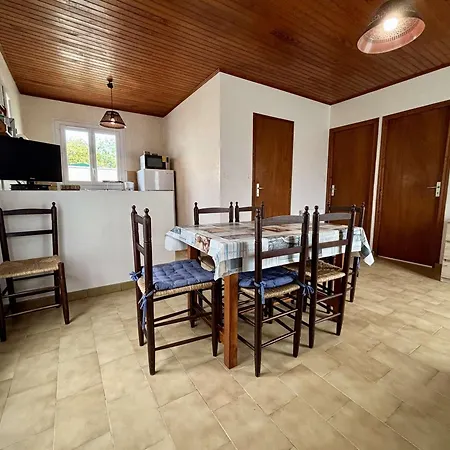Maison Calme Pres De La Plage, 5 Personnes, Parking Inclus - Fr-1-246a-352 Holiday home Saint-Georges-d'Oleron