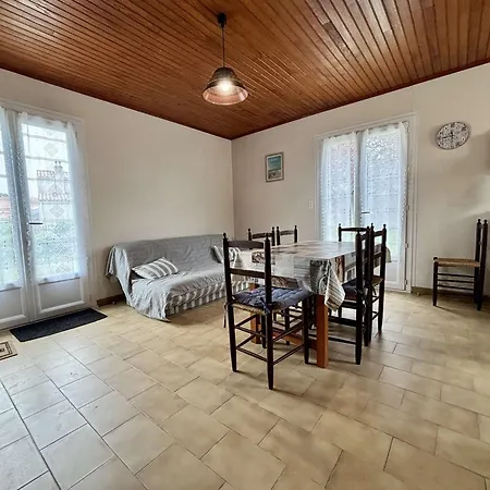 Maison Calme Pres De La Plage, 5 Personnes, Parking Inclus - Fr-1-246a-352 Holiday home *